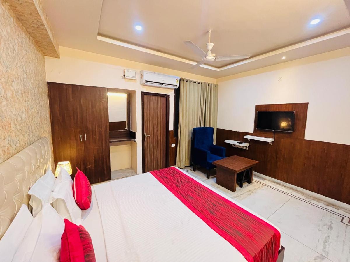 Hotel The Leaf - Gomti Nagar 러크나우 외부 사진